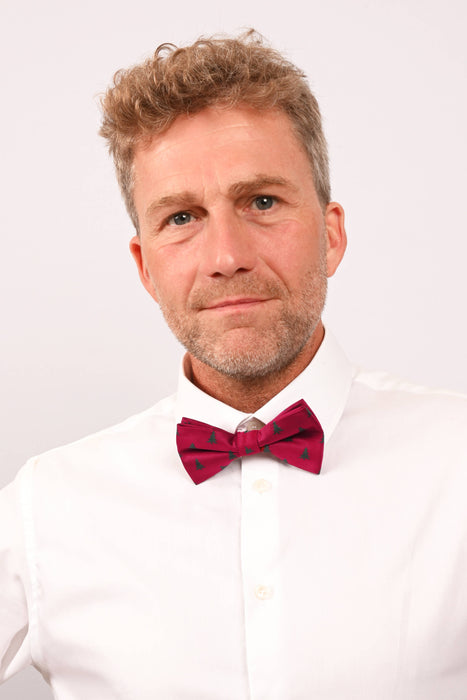 Bowtie ”Bordeaux med julgranar”