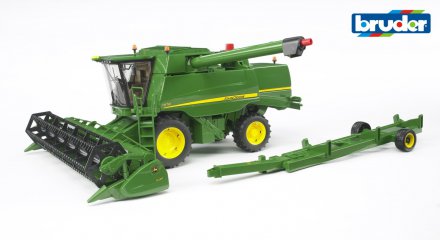 Bruder John Deere T670i leikkuupuimuri