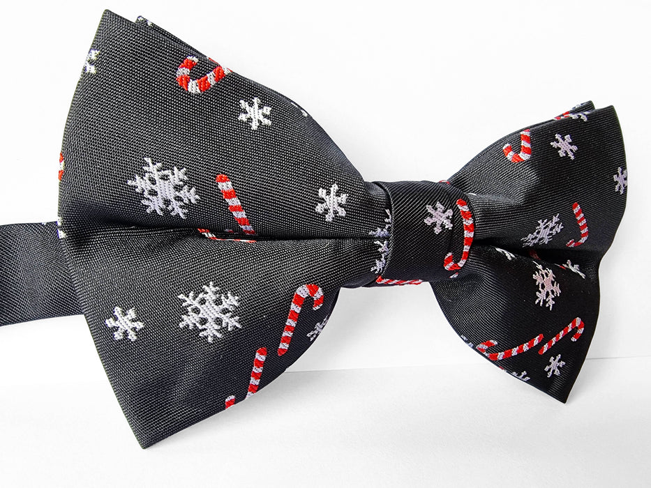 Bowtie ”Svart med godisrotting och snöflingor”