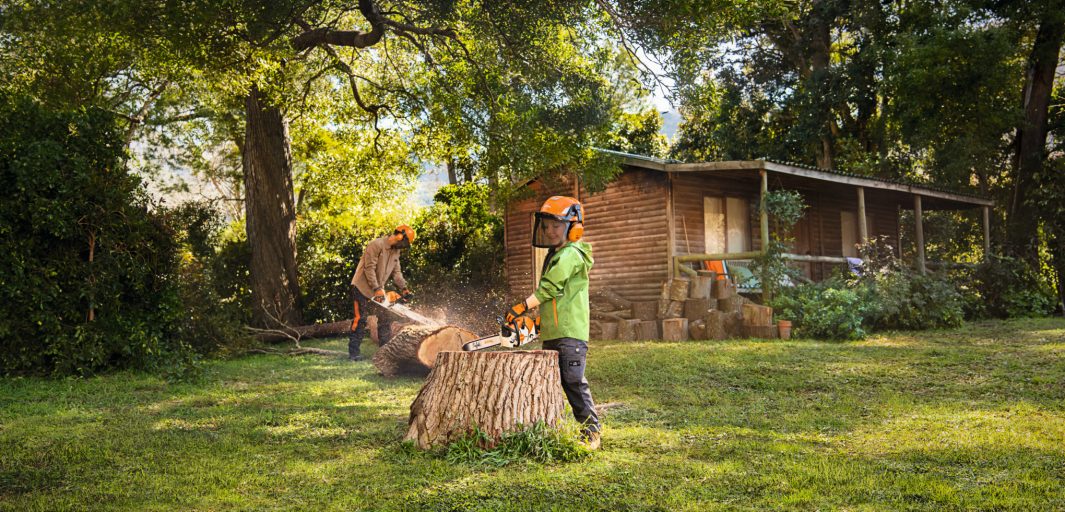 Stihl LEIKKIMOOTTORISAHA ​​PARISTOILLA